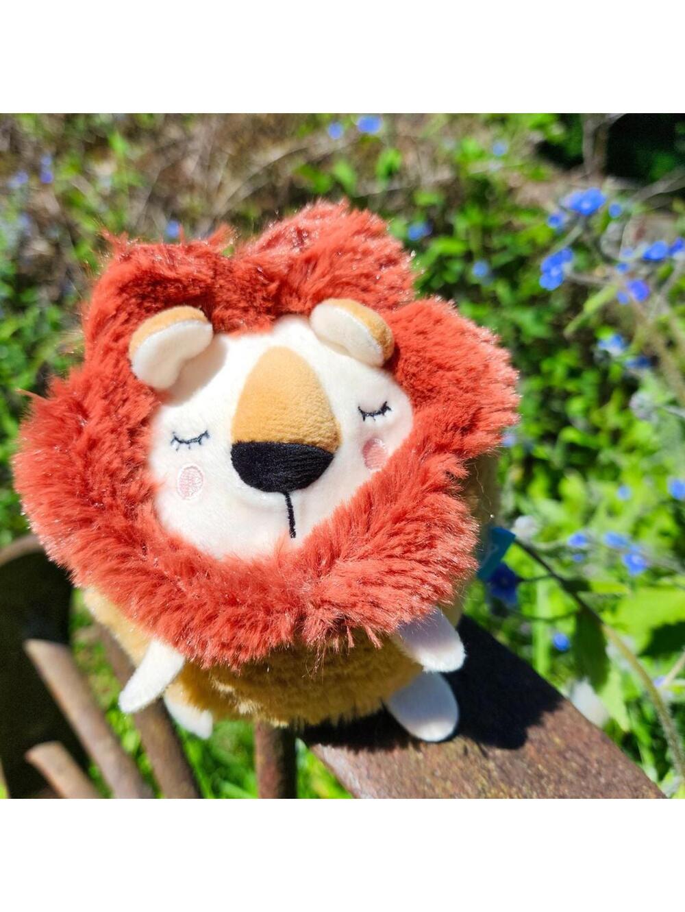 Manhattan Toy Company | Squeezmeez Lion